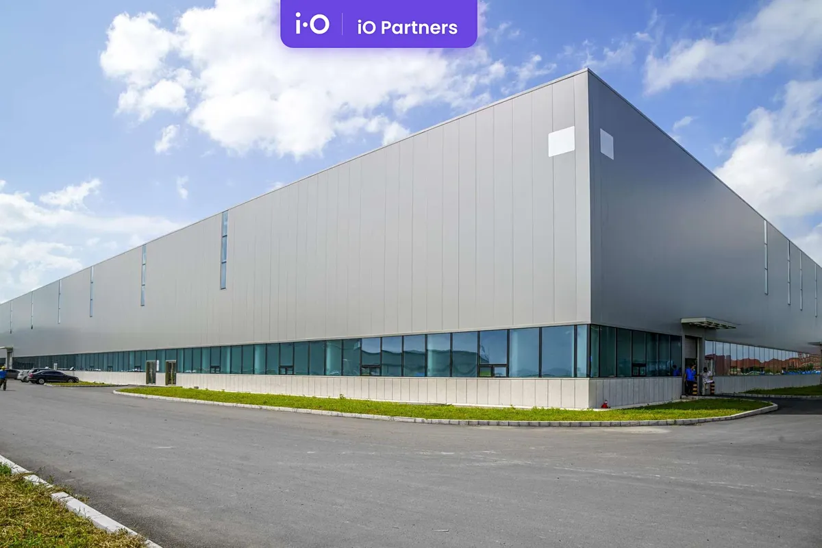 Pronájem výrobní haly, prostoru 14060 m²